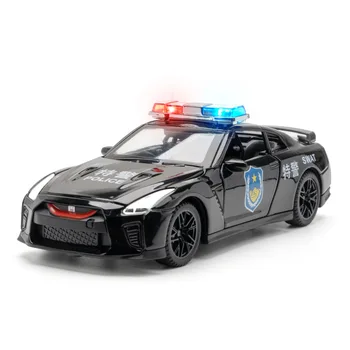 1:32 Nissan GTR Politsei Auto, Suur Simulatsioon Diecast Metal Sulamist Mudel auto Heli Tuli Tagasi tõmbuma Kogumise Kids Mänguasi Kingitused